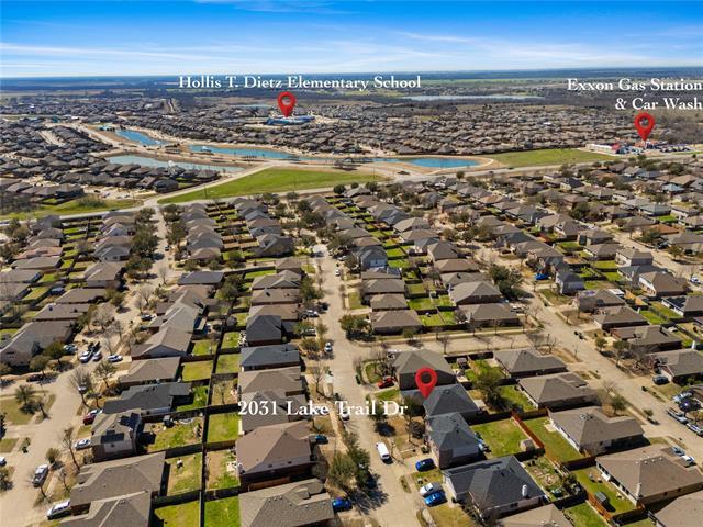 Building Photo - 2031 Lake Trail Dr