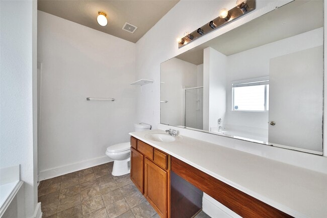 Building Photo - 11920 Princess Garden Way