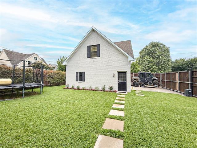Building Photo - 4500 San Carlos Dr