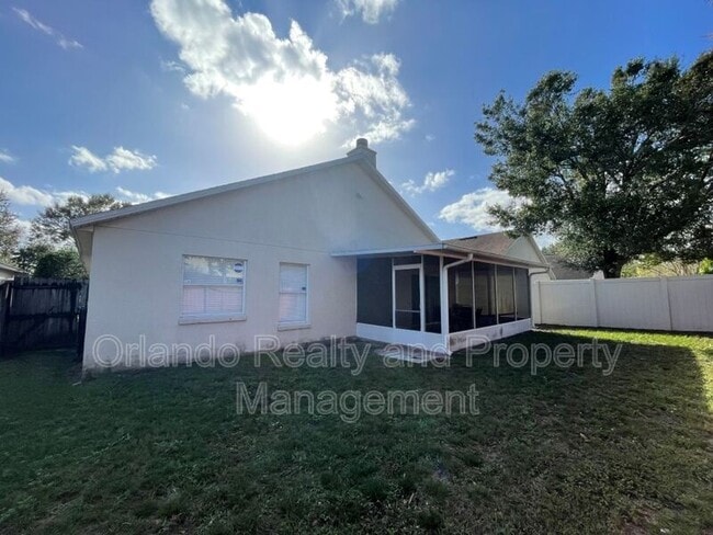 Building Photo - 5721 Rywood Dr