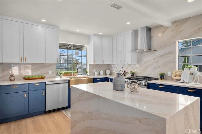 Building Photo - 1103 Eriel Ave