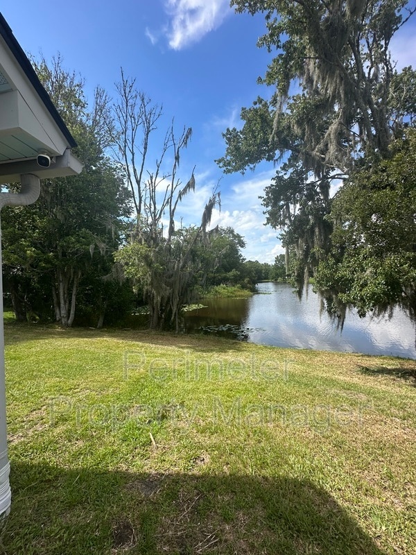 Building Photo - 2867 Lantana Lakes Dr W