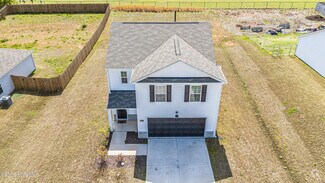 Building Photo - 3024 Paradise Way