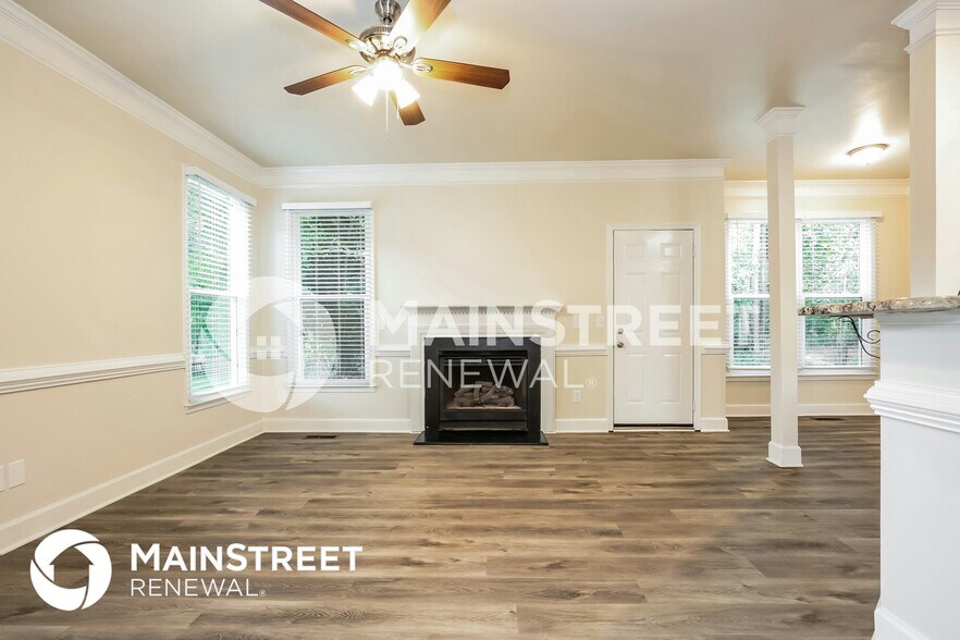 Building Photo - 8 Brackenwood Ct