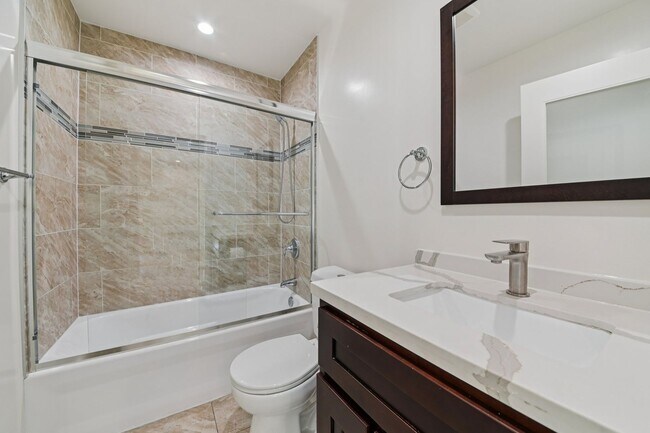 Building Photo - 3BD/2BA Apartment with Laundry In-Unit, Appliances, Tandem Parking & More | 1MO. Free OAC