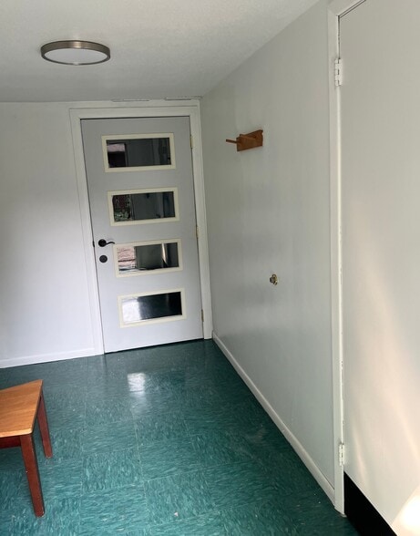 Building Photo - 401 Highland Ave W