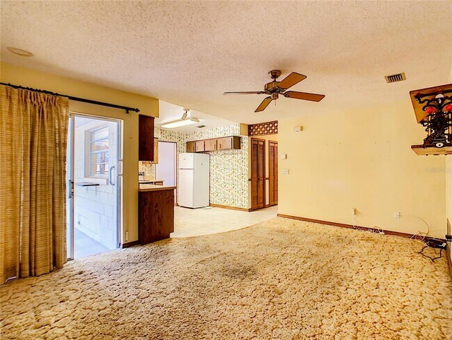 Building Photo - 5515 Albert Dr