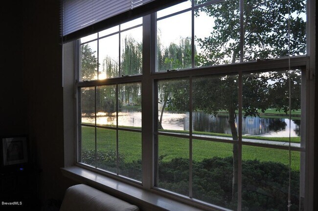 Building Photo - 5683 Star Rush Dr