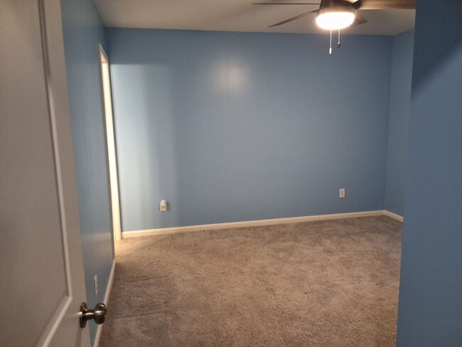 Building Photo - Cozy 3 Bed, 2 Bath House In Vine Grove, KY