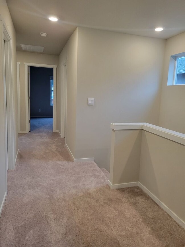 Building Photo - Beautiful, brand new 4 bedroom for Rent Now!