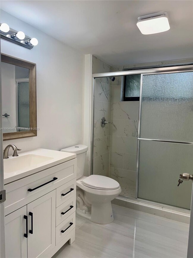 Building Photo - 605 Ives Dairy Rd