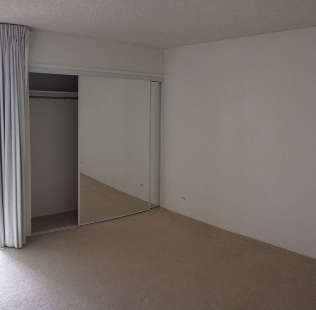 Building Photo - 98-410 Koauka Loop, Unit 3K