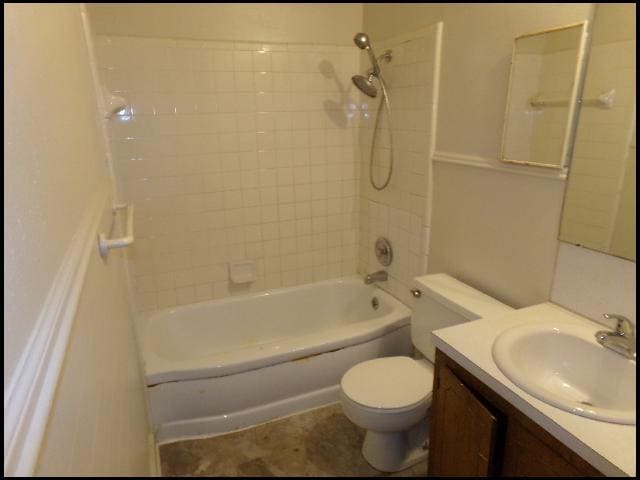 Building Photo - 166 Tulane