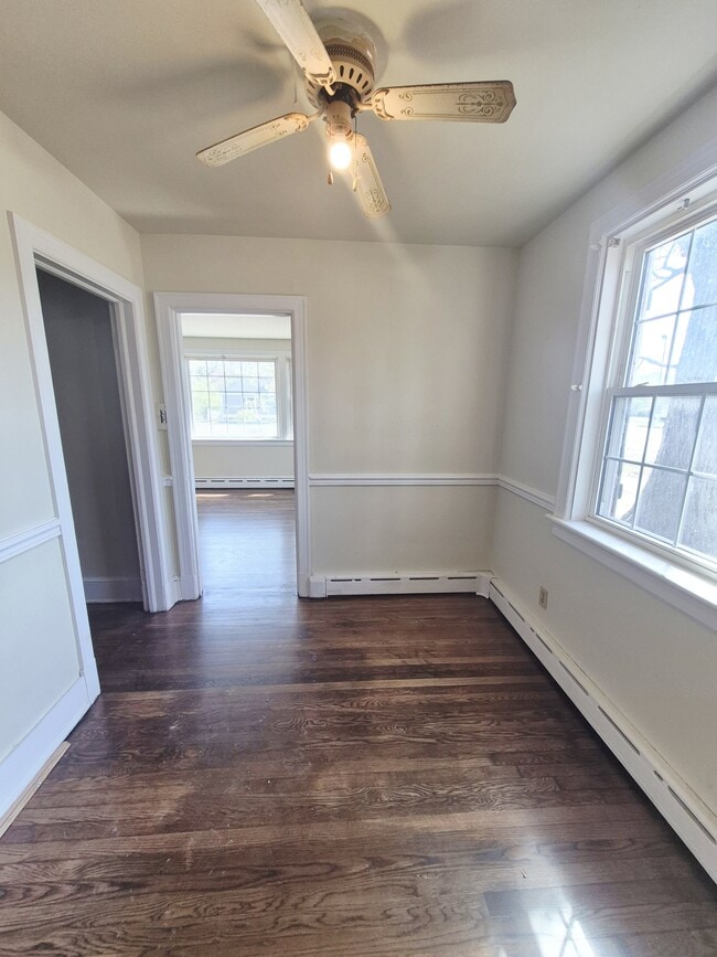 Building Photo - 5140 Alberene Rd