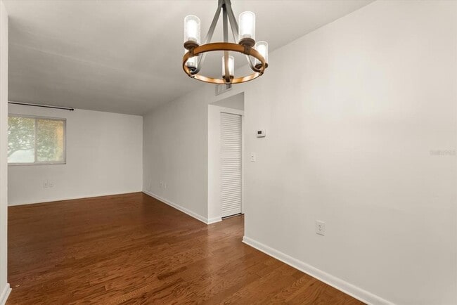 Building Photo - 1140 S Orlando Ave