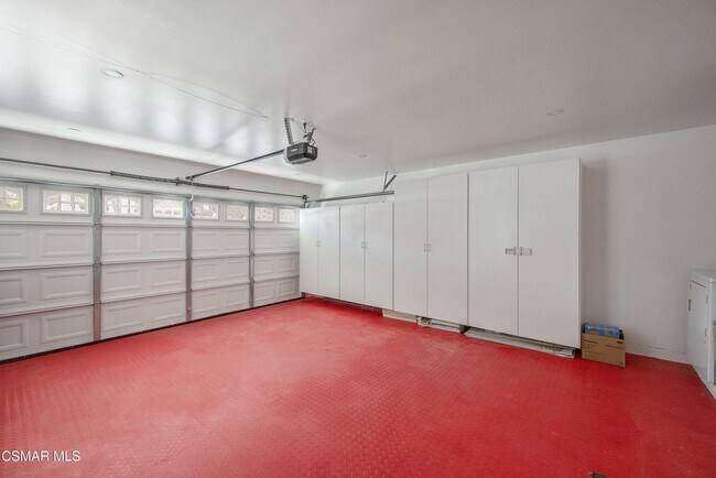 Building Photo - 4791 Parma Dr