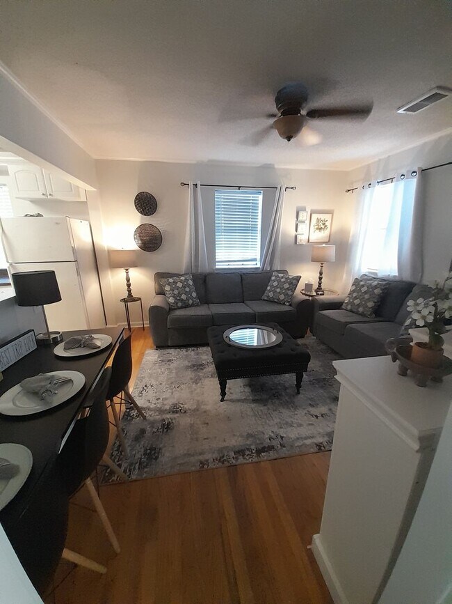 Building Photo - 2 bedroom 2 bath condo Harbrooke Downs