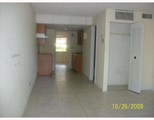 Building Photo - 8604 NW 35th St