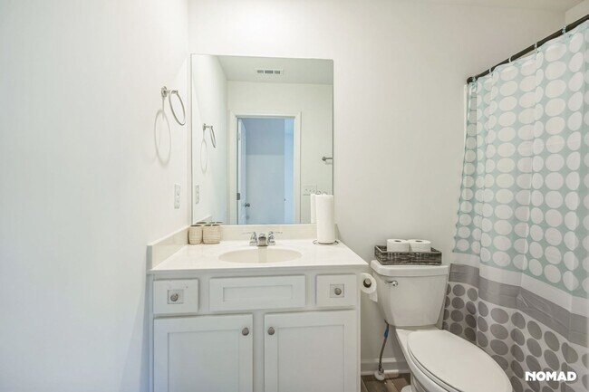 Building Photo - Spacious 4BR House in Acworth