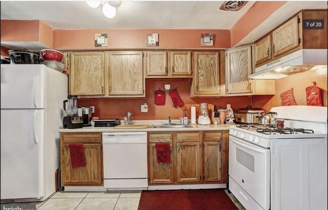 Building Photo - 2615 Hallam Ct