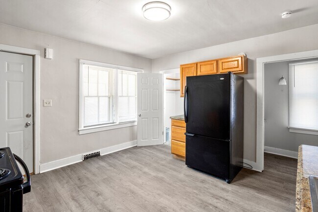 Building Photo - 1314 22nd St