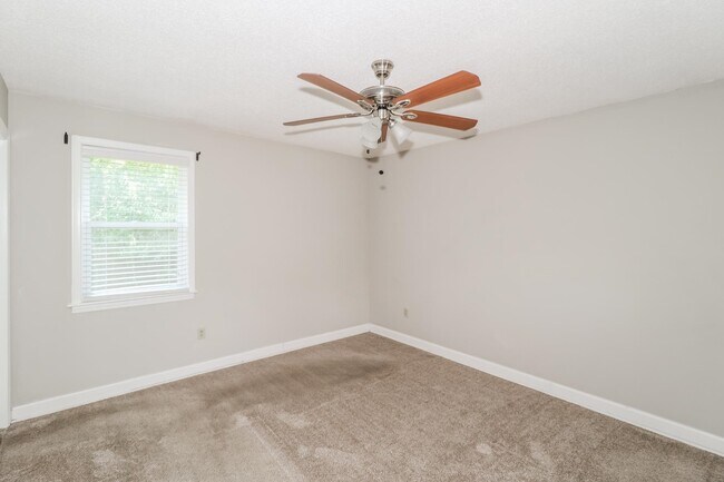 Building Photo - 6247 Brightwood Cove