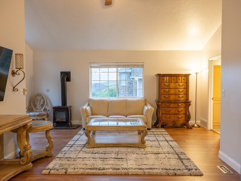 Building Photo - 4289 Silver Sage Cir
