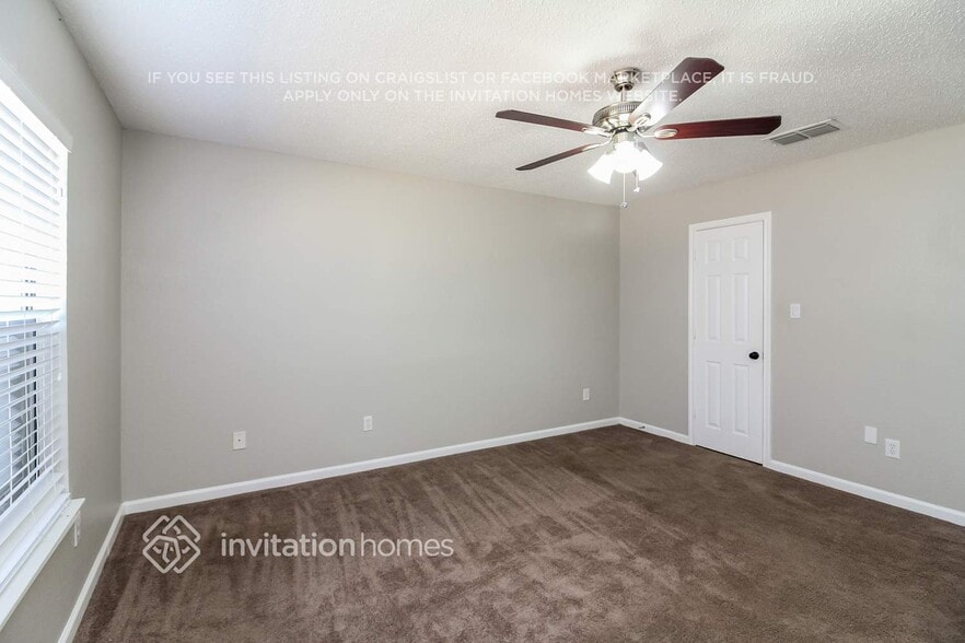 Building Photo - 2807 Custer Dr