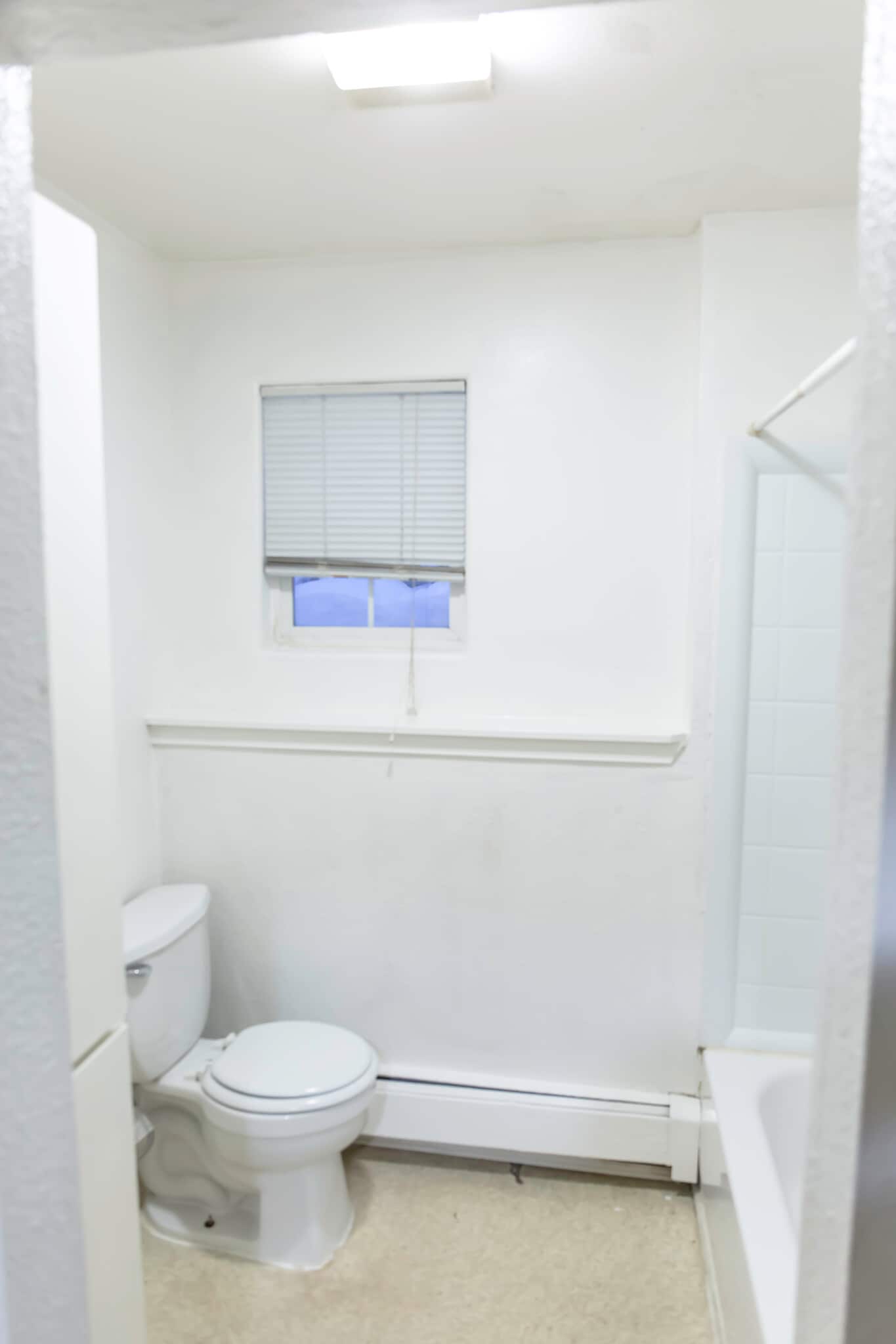 Building Photo - 1350 W 27th Ave