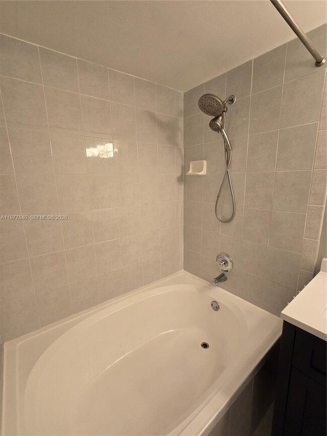 Building Photo - 7847 SW 102nd Ln