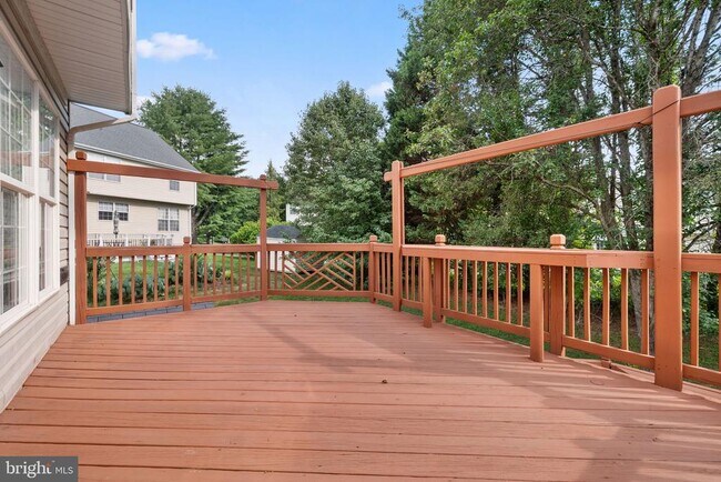 Building Photo - 5871 Paine Run Pl