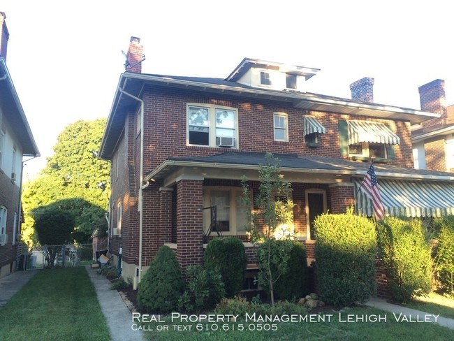 Primary Photo - Charming West End house available now!