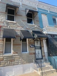 Building Photo - 2102 W Fayette St