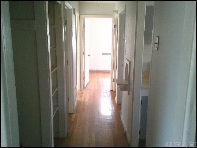 Building Photo - 9 Woodcliff Cir