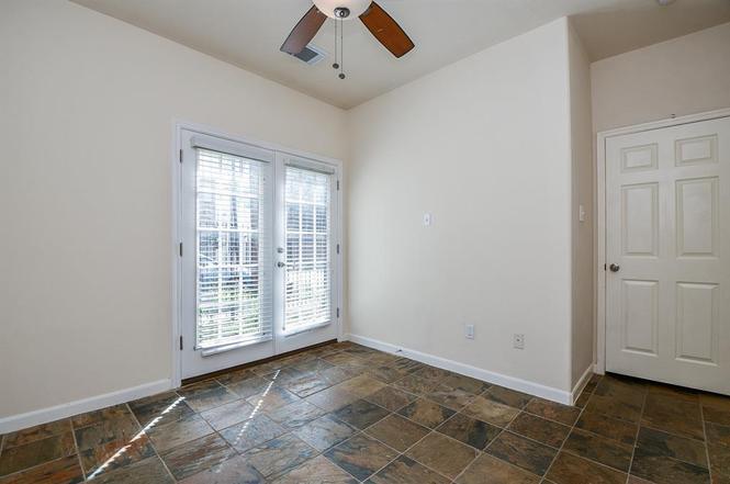 Building Photo - 4314 Koehler St