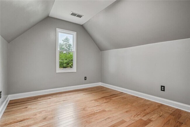 Building Photo - 3131 Washington Rd