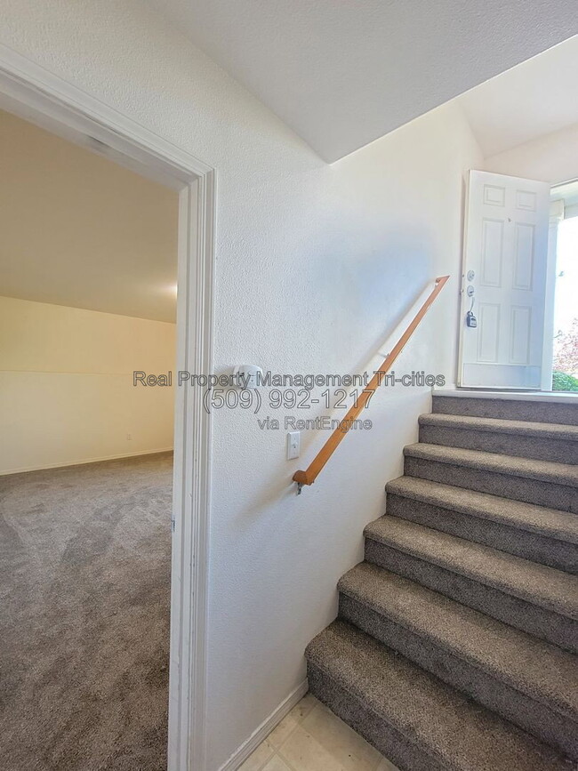 Building Photo - 7606 Quadra Dr
