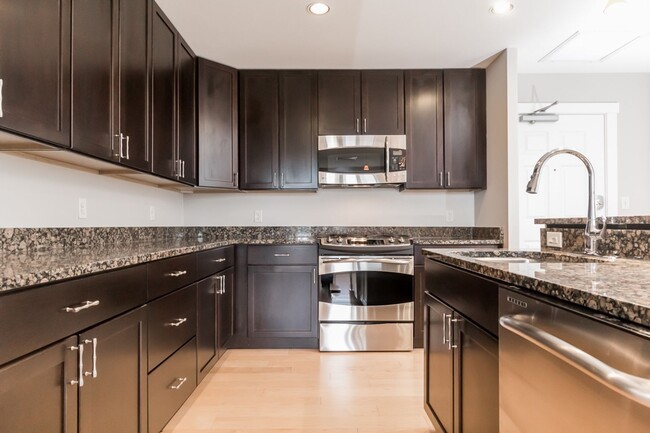 Building Photo - 2BR/2BA East Bayside Luxury Condo Near Old Port, W/D, Parking, Central AC, Views