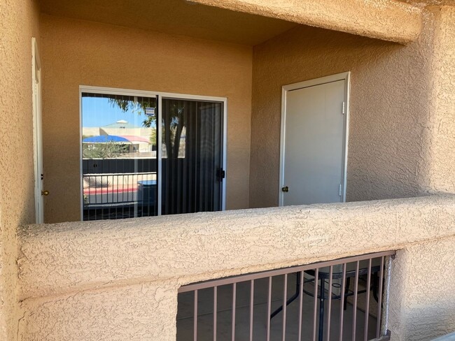 Building Photo - 2br with wood flooring on first floor in g...