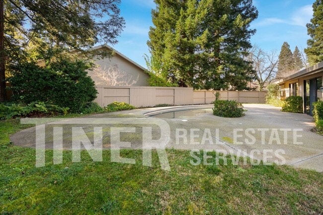 Building Photo - 1920 Gold Nugget Pl