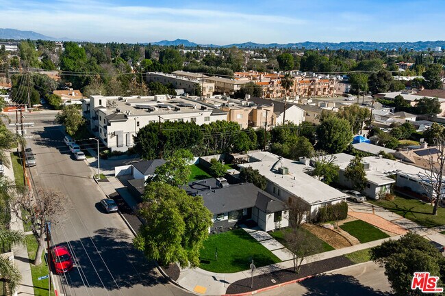 Building Photo - 7358 Paso Robles Ave