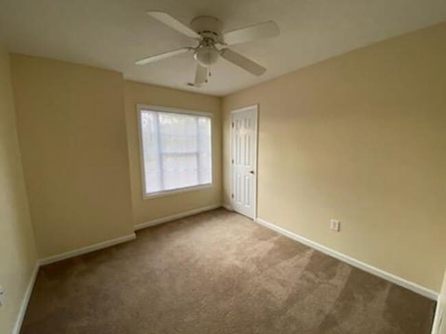 Building Photo - 3 Bedroom 2.5 bath home in Escoba Bay community - Sneads Ferry