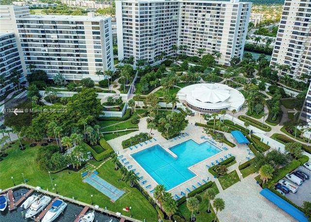 Building Photo - 600 Three Islands Boulevard