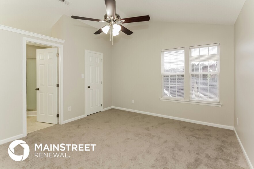 Building Photo - 9810 Sweet Plum Dr