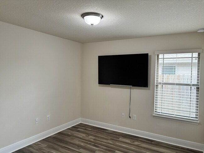 Building Photo - 5143 Carmell Ridge Cir