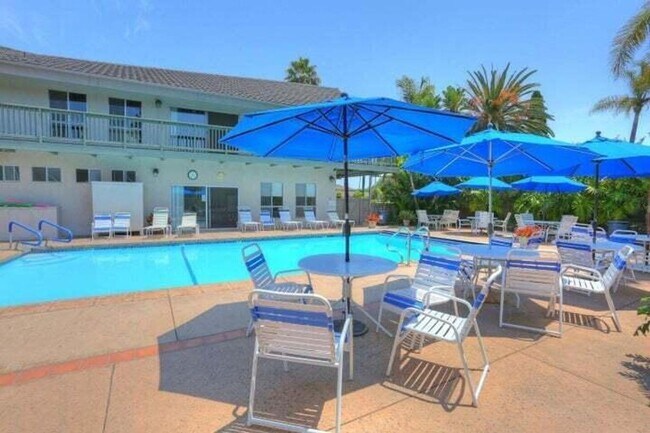 Building Photo - Unfurnished, SENIOR Living at Encina Royale