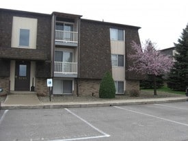 Building Photo - Alpine Village Apartments