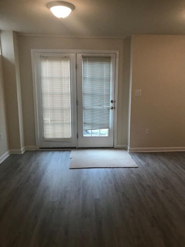 Building Photo - 2025 Germander Way