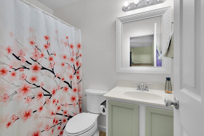 Building Photo - 116 Gregory Dr