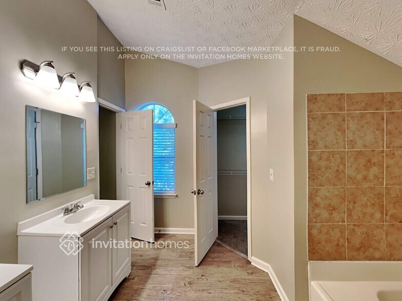 Building Photo - 4503 High Grove Ct NW